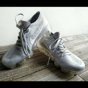 Womens Air Vapormax Flyknit Gray White sz 6